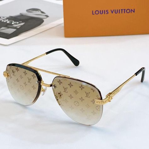 Classy Glasses, Sunglasses Luxury, Stylish Eyeglasses, Louis Vuitton Sunglasses, Party Sunglasses, Fashion Eye Glasses, Mens Casual Dress Outfits, Stylish Glasses