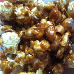 My Amish Friend's Caramel Corn Allrecipes.com Amish Caramel, Best Caramel Corn, Caramel Corn Easy, Kettle Corn Popcorn, Caramel Corn Recipe, Peanut Popcorn, Game Time Snacks, Caramel Corn Recipes, Cheesecake In A Jar