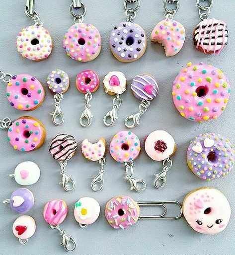 Diy Fimo, Toys Montessori, Polymer Clay Kawaii, Clay Keychain, Polymer Clay Diy, Polymer Clay Jewelry Diy, Dollhouse Food, Cute Polymer Clay, Kraf Diy