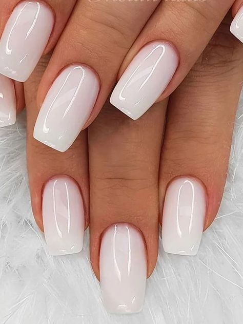 White Nails For Bride Wedding Day, Opaque White Nails, Ongles Blanc Laiteux Nail Art, Square White Nails, Square Wedding Nails, Bridal Nail Ideas, Wedding Nails Square, Nail Art Blanc, Wedding Nail Ideas