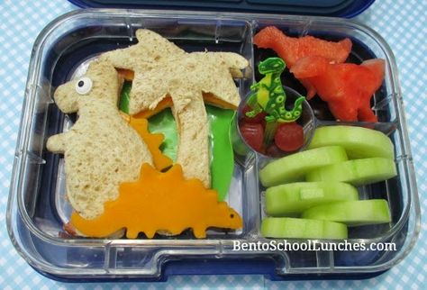 Dinosaur, Palm tree school lunch Dinosaur Sandwich, Dinosaur Themed Food, Themed Lunches, Fun Kid Lunch, Kids Packed Lunch, School Dinners, Bento Lunches, Lunchbox Treats, Food Art For Kids