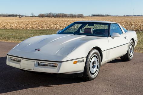 Cr-90 Corvette, White Corvette, 1981 Corvette Stingrays, 1985 Corvette, Chevrolet Corvette C4, 1982 Corvette Stingray, 1984 C4 Corvette, Corvette C4, Corvette Zr1