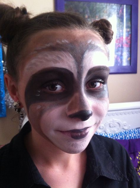 Raccoon Halloween Makeup Racoon Makeup Halloween, Raccoon Makeup Halloween, Racoon Face Paint, Racoon Makeup, Raccoon Face Paint, Raccoon Hair Dye, Raccoon Makeup, Raccoon Images, Skunk Halloween