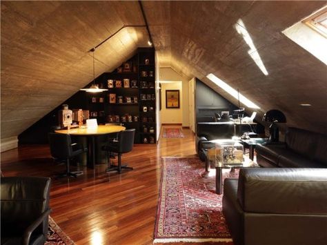 50 Masculine Man Cave Ideas Photo Design Guide - Next Luxury Man Cave Designs, Attic Man Cave, Male Living Space, Modern Man Cave, Masculine Living Rooms, Rustic Man Cave, Man Cave Ideas, Man Cave Design, Attic Renovation Ideas