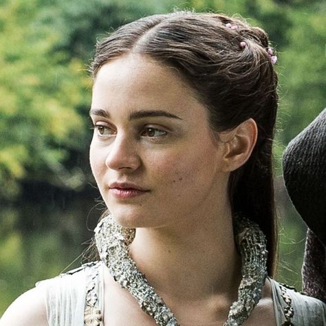 Aisling Franciosi, Lyanna Stark, Vikings Show, Seven Kingdoms, Game Of Thrones Costumes, Wings Book, Game Of Thrones Tv, The Last Kingdom, House Stark