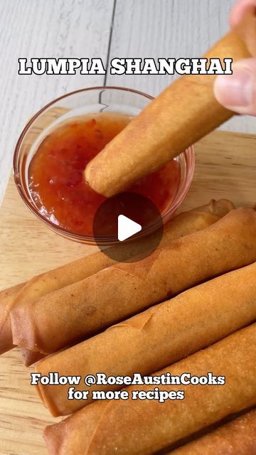 Lumpia Shanghai Recipe Filipino, Filipino Dipping Sauce, Beef Lumpia, Shanghai Lumpia, Lumpia Recipe Filipino, Filipino Party, Lumpia Shanghai, Shanghai Food, Lumpia Recipe