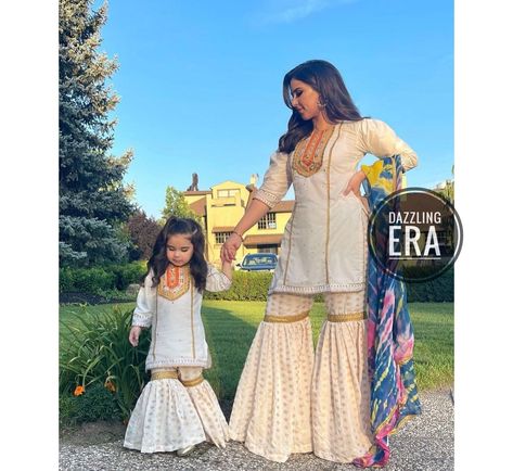 Dress For Mother, Designer Sharara Suits, Custom Design Dress, Daughter Dress, Haldi Outfits, Made To Measure Suits, Daughter Outfits, Mehendi Outfits, Reception Lehenga