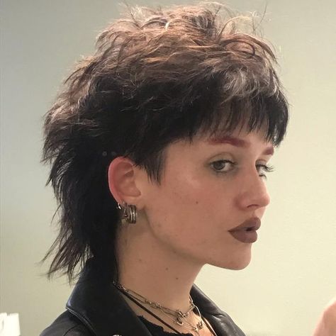 Mullet Hairstyle Short Women, Short Choppy Mullet Women, Women’s Mullets, Feminine Short Mullet, Edgy Mullet Women, Soft Mullet Wavy Hair, Fauxhawk Mullet, Women Short Mullet, Shaved Mullet Hairstyle Women