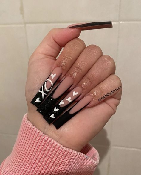 Black Valentines Day Nails Square, Grey Valentine Nails, Valentines Day Nails Square Long, Valentines Black Nails, Valentine’s Day Nails Black Women, Nail Specials Ideas, Valentines Day Nails Black Women, Black Valentines Day Nails Acrylic, Black Vday Nails