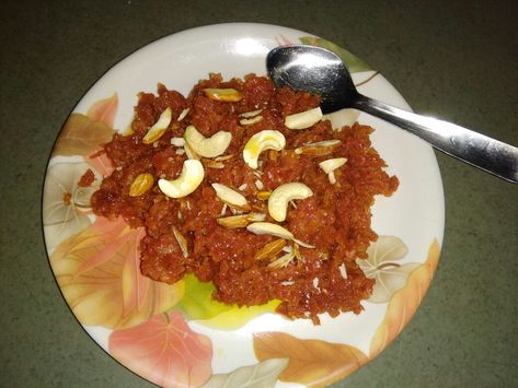 Gajar ka halwa Gajar Ka Halwa Snapchat Story, Gajar Ka Halwa Snapchat, Gajar Halwa, Gajar Ka Halwa, Foodie Pics, Food Snap, Sky Quotes, Food Pic, Snap Story