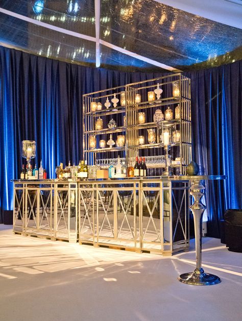 Futuristic Gala, Event Bar Design, Wedding Alcohol Bar, Western Reception, Mirrored Bar, Wedding Cocktail Bar, Wedding Bar Decor, Mirror Bar, Open Bar Wedding