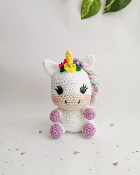 Amigurumi unicornio Unicornio Cute, Scratchboard Art, Cute Amigurumi, Super Mario, Crochet Ideas, Kids Toys, Amigurumi, Crochet Patterns, Cricut