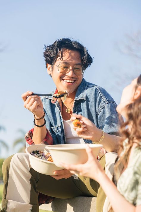 model eating a healthy bowl with friend Eating Photography People, Group Eating Photography, Model Food Photography, Couple Eating Photography, Eating Lifestyle Photography, People Sharing Food Photography, Food Model Photography, Picnic Lifestyle Photography, Food Photoshoot Model