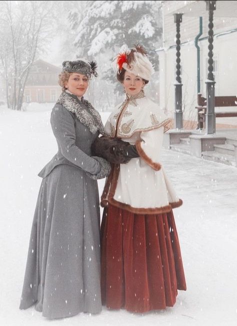 Victorian Era Dresses, Victorian Dresses, Dress Anime, Period Clothing, Period Dress, 19th Century Fashion, Dress Tutorials, Period Outfit, Victorian Clothing