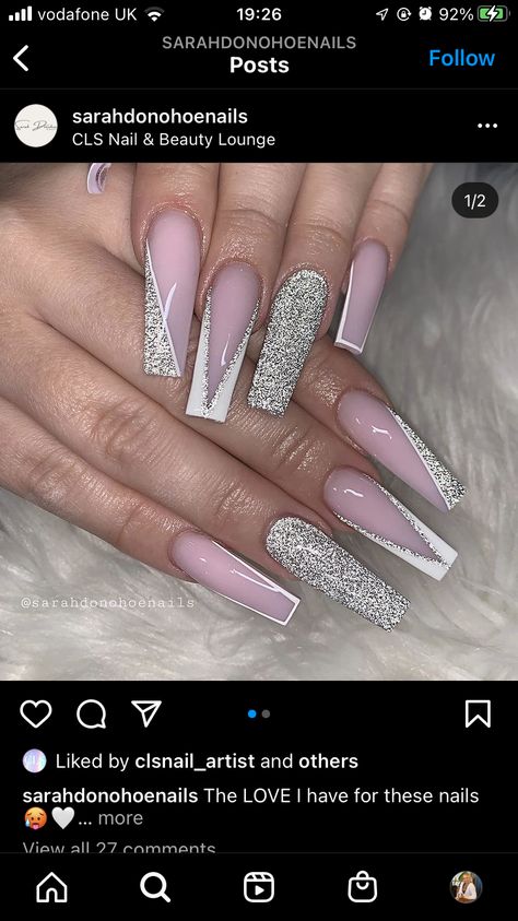 Gold Glitter Nails Acrylic, Graduation Nails Almond, Nails Ideas Graduation, Graduation Nails Acrylic, Graduation Nails Ideas, Nails Graduation, Sliver Nails, Nails Acrylic Coffin, Purple Acrylic Nails