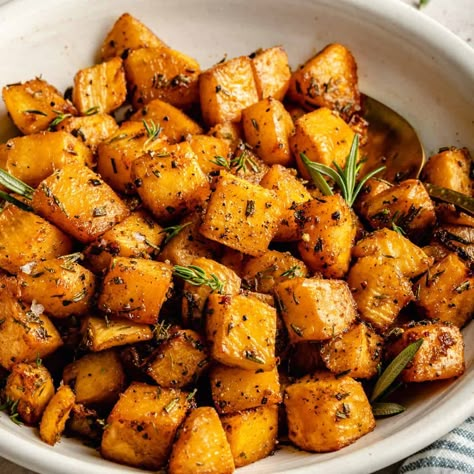 Roasted Swede (Rutabaga) with Herbs - Eat Love Eat Rutabaga Benefits, Keto Turnips, Rudabega Recipes, Rutabaga Recipes, Roasted Rutabaga, Bowl Meals, Cheese Vegan, Ovo Vegetarian, Flavorful Meals