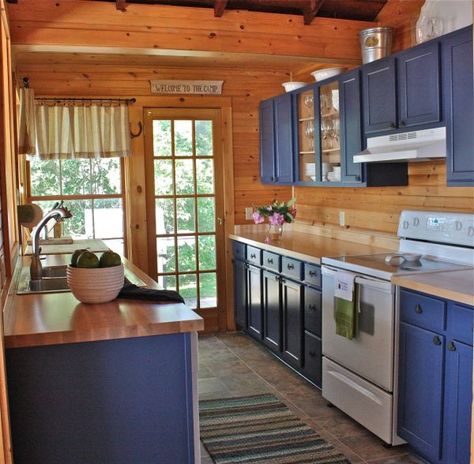 Knotty Pine Kitchen Cabinets, Knotty Pine Kitchen, Log Cabin Kitchens, Pine Kitchen Cabinets, Best Kitchen Design, Plaid Blankets, Pine Kitchen, Blue Kitchen Cabinets, Pine Walls