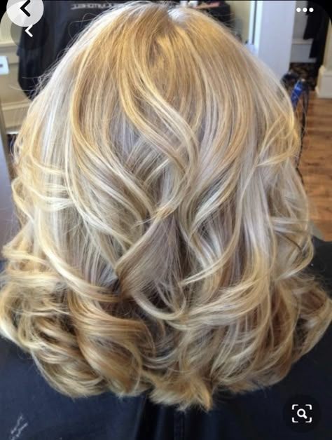 Medium Length Curls, Wedding Hairstyles Medium Length, Mother Of The Bride Hair, Haircuts For Medium Hair, Hair Color And Cut, Long Blonde, Long Blonde Hair, Medium Hair Cuts, Shoulder Length Hair