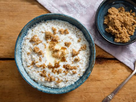 Creamy Irish-Style Oatmeal With Brown Sugar Recipe | Serious Eats Brown Sugar Recipe, Irish Oatmeal, Relish Recipe, Brown Sugar Recipes, Toasted Oats, Irish Style, Overnight Oat, Oat Cakes, Steel Cut Oats