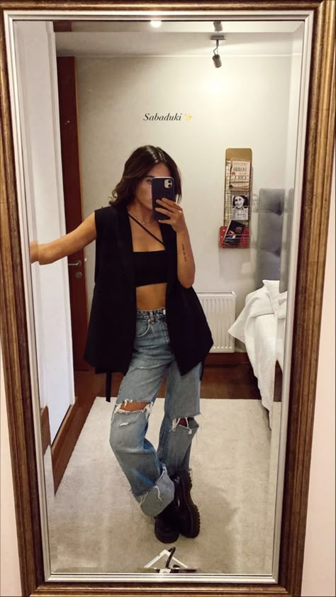 Casual Friday Night Outfit Winter, Hot Summer City Outfits, Outfits Aesthetic Fiesta Noche, Trendy Bar Outfits, Foreigner Concert Outfit, Outfit Feria Casual, Outfit Fiesta Casual Noche, Outfit Bresh, Outfit Casual Noche