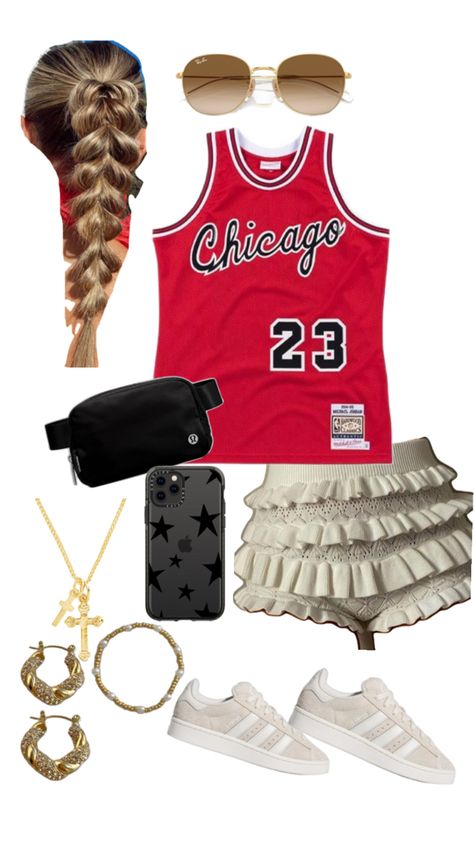 Lolla jersey day Chicago Windy City chi music festival cute bulls 23 Jordan slick back lollapalooza fit check cute edikted Bulls Outfit, Chicago Bulls Outfit, 23 Jordan, Lollapalooza Outfit, Jersey Day, Slick Back, Windy City, Fit Check, Chicago Bulls