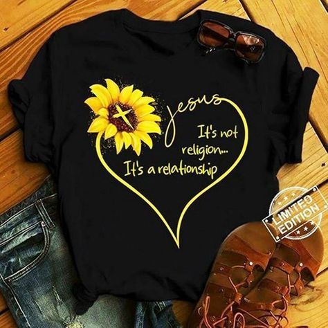 Christian Shirts Designs, Christian Shirt, Jesus Shirts, Christian Shirts, A Relationship, Shirts With Sayings, Black Tshirt, Sweater Hoodie, Short Sleeves Tops