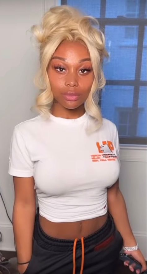 Jayda Cheaves Highlights, Jayda Cheaves Blonde Hair, Jayda Wayda Blonde Highlights, Jayda Wayda Colored Hair, Jayda Wayda Blonde Hair, Jayda Wayda Pink Hair, Jayda Wayda In 2015, Wavy Bobs, Colored Wigs