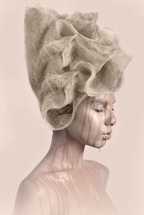 Turning hair into an #art piece! Avante Garde Hair, Wellness Motivation, Avant Garde Hair, Editorial Hair, Beauty Supplements, Fantasy Hair, Anti Aging Beauty, Best Beauty Tips, Hair Shows