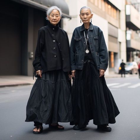 Japanese Outfits Casual, Japanese Fashion Women, Advanced Style, Minimal Outfit, Eclectic Fashion, Japanese Street Fashion, Mode Inspo, Japan Fashion, Japanese Fashion