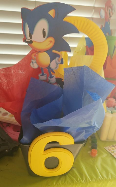 Sonic centerpieces DIY with all .99 store items Sonic The Hedgehog Centerpieces, Sonic Centerpieces, Sonic Birthday Parties, Diy Centerpiece, Centerpieces Diy, Sonic Birthday, Bday Cake, Diy Centerpieces, Party Diy