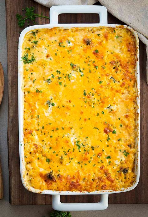 Chicken and Rice Casserole is a cheesy casserole filled with pieces of chicken, rice, and broccoli, all baked in one dish for a perfect weeknight, or any night, meal. Broccoli Cheese Bake, Chicken Rice Casserole, Casserole, How to Make Cheesy Rice Casserole, Hotdish, Chicken Rice Hotdish, i am homesteader, iamhomesteader, recipes, dinner, dinner recipes, easy dinner recipes Tuna Broccoli, Cauliflower Ideas, Noodle Casseroles, Cauliflower Cheese Casserole, Steak Pie Recipe, Shepherd Pie, Steak Pie, Hashbrown Casserole Recipe, Cabbage Roll Casserole