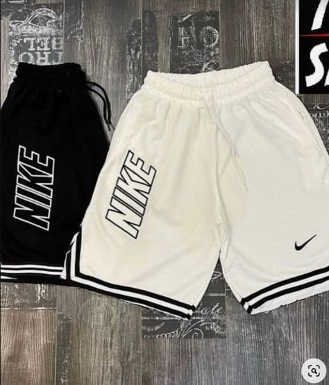 Hype Clothing, Cute Nike Outfits, Trendy Shirt Designs, Basketball Clothes, Trendy Hoodies, Swag Girl Style, Concept Clothing, Mens Casual Dress Outfits, Sports Trousers