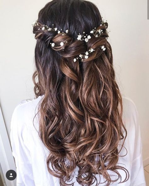 Prom Hairstyles With Baby Breath, Prom Hair With Baby Breath Flowers, Long Wedding Hair Flowers, Bridal Hairstyles With Bangs Half Up, Bridal Hair With Babies Breath, Hairstyle With Baby Breath, Waterfall Braid Bridal Hair, Long Bridal Hair With Flowers, Boho Hair Flowers