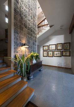 Balendra House - Images | Sebastian Posingis Entrance Stairs, Stone Wall Design, Indian Home Design, Double Height, Home Stairs Design, Foyer Design, Casa Container, Contemporary House Design, Garden House