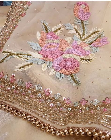 Stone Work Embroidery, Stone Embroidery, Design Saree, Couture Embroidery, Handmade Embroidery Designs, Bead Embroidery Patterns, Hand Work Embroidery, Hand Embroidery Flowers, Embroidery Suits Design