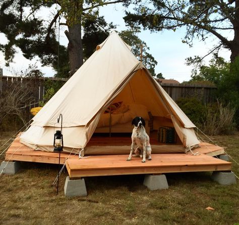 Simple wood platform on cinder blocks...backyard yurt/tent/structure base or deck. Backyard Yurt, Bamboo Tent, Teepee Tent Camping, Tent Structure, Tent Platform, Yurt Tent, Backyard Tent, Auto Camping, Bell Tents