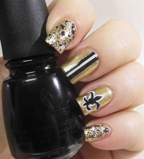 Did My Nails: New Orleans Saints #nail #nails #nailart Saint Nails Designs, Saints Nails New Orleans, New Orleans Saints Nails Designs, New Orleans Saints Nails, Lsu Nails, Saints Nails, Sports Nail Art, Football Nail Designs, Football Nail Art