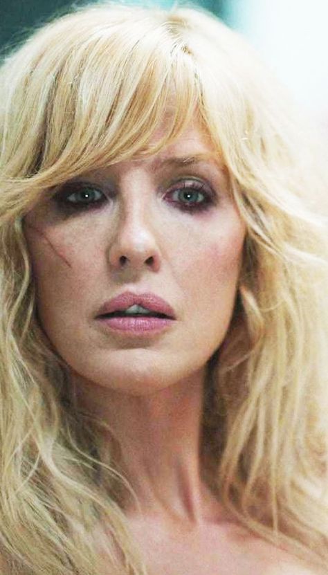 Eyes Makeup, Beth Dutton Makeup, Redheads, Kelly Riley, Diva, Yellowstone Series, Makeup Looks, Kelly Reilly, Beth Dutton