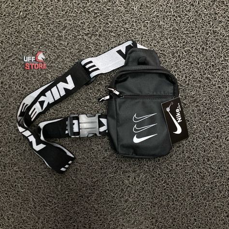 Shoulder Bag Nike, Streetwear Shoulder Bag, Nike Side Bag, Nike Waist Bag, Nike Shoulder Bag, Drip Fits, Black Men Street Fashion, Shoes Outfit Fashion, Men Street Fashion