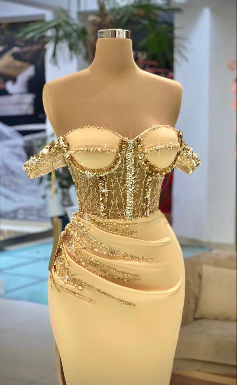 Gold Mermaid, Gorgeous Prom Dresses, Lace Gown Styles, Prom Girl Dresses, Dinner Dress Classy, African Lace Dresses, Glamour Dress, Dream Wedding Ideas Dresses, Prom Dress Inspiration