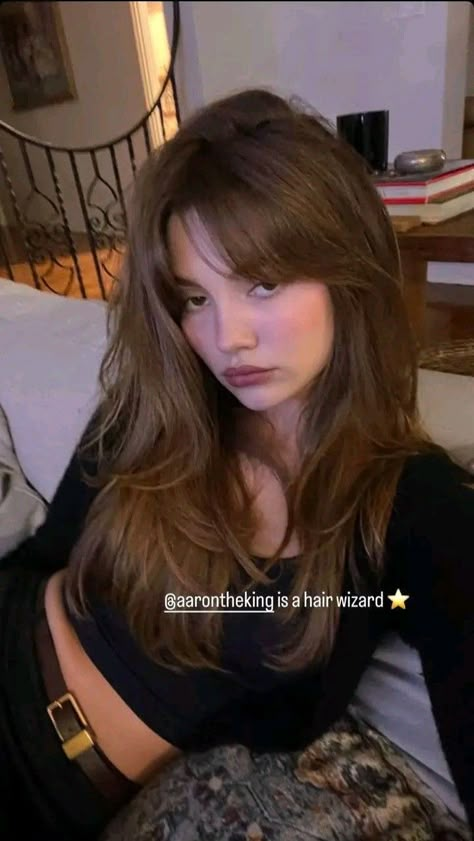 Rambut Brunette, Summer Haircuts, Hairstyles For Layered Hair, روتين العناية بالبشرة, Haircuts Straight Hair, Dye My Hair, Cut My Hair, Hair Inspo Color, Dream Hair