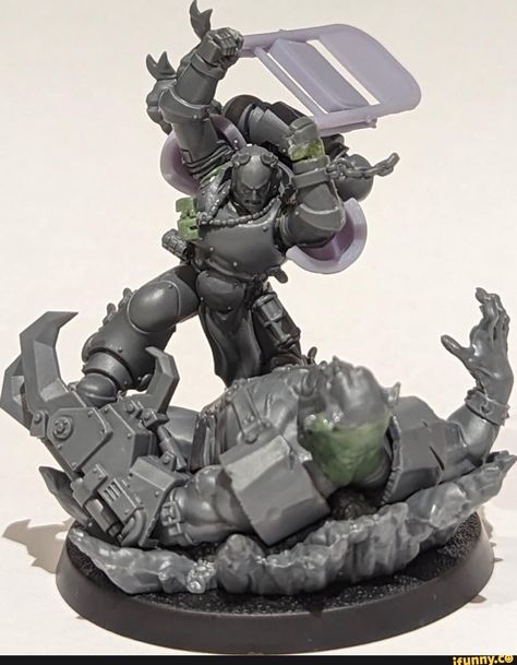 Warhammer 40k Models, Warhammer 40k Miniatures Marines, Space Marine Kitbash, Warhammer 40000 Miniatures, Enviroment Concepts, Warhammer Board, 40k Kitbash, Tau Warhammer, Painting Figurines