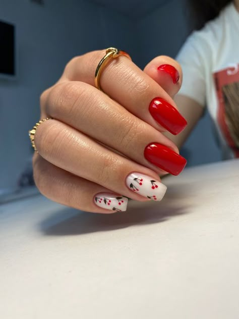 2024's Trendiest Red Spring Nails - Chic Designs for Every Style Short Red Nails, Red Summer Nails, Holiday Acrylic Nails, Ballet Nails, Girly Acrylic, Wow Nails, Cherry Nails, Girly Acrylic Nails, French Tip Acrylic Nails