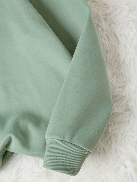 Solid Round Neck Thermal Lined Sweatshirt | SHEIN USA Women Sweatshirts, Dropped Shoulder Sweatshirt, Lined Hoodie, Types Of Lettering, Green Style, Floral Letters, Green Fashion, Shoulder Length, Free Giveaway