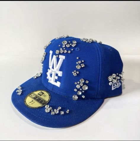 Custom New Era Hats, Thrift Flip Ideas, Rhinestone Hat, Custom Fitted Hats, Swag Hats, Diy Denim Jacket, Diy Fashion Projects, Dope Hats, Hat Aesthetic