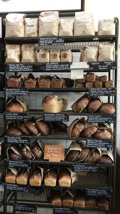 Toast Restaurant, Boutique Patisserie, Bread Display, Deli Shop, Bakery Shop Design, Bakery Interior, Bread Packaging, Bakery Design Interior, Bread Shop