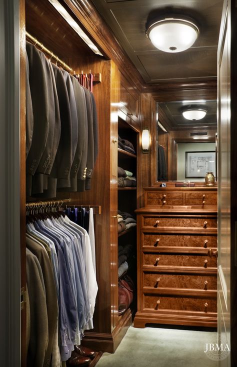 Dreamy Closets, Luxury Closets, Men's Closet, Closets Design, Wood Closet, Comic Inspiration, Dressing Room Closet, Dream Closet Design, تصميم للمنزل العصري