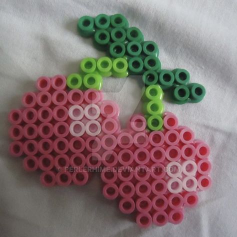 Small Square Perler Bead Patterns, Melting Beads Ideas Aesthetic, Coquette Perler Beads, Pink Perler Bead Patterns, Hama Beads Aesthetic, Melty Bead Designs, Melt Beads Patterns, Hamma Beads Ideas, Easy Perler Bead Patterns