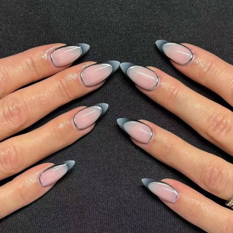 24Pcs Black French Fake Nails with Gold Lines Simple Fashion Artificial Nails Short Almond False Pink Stiletto Nails, Stiletto Nails Short, Pink Stilettos, Fake Nails With Glue, New Nail Art, Nail Length, Nail Art Hacks, Nail Supply, Nail Accessories