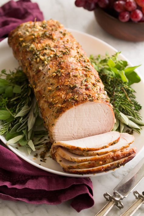 Pork Loin Top Roast, Pork Loin Oven, Simple Gravy, Pork Roasts, Baked Pork Loin, Slow Cooker Pork Loin, Pork Bites, Pork Loin Roast Recipes, Tenderloin Roast